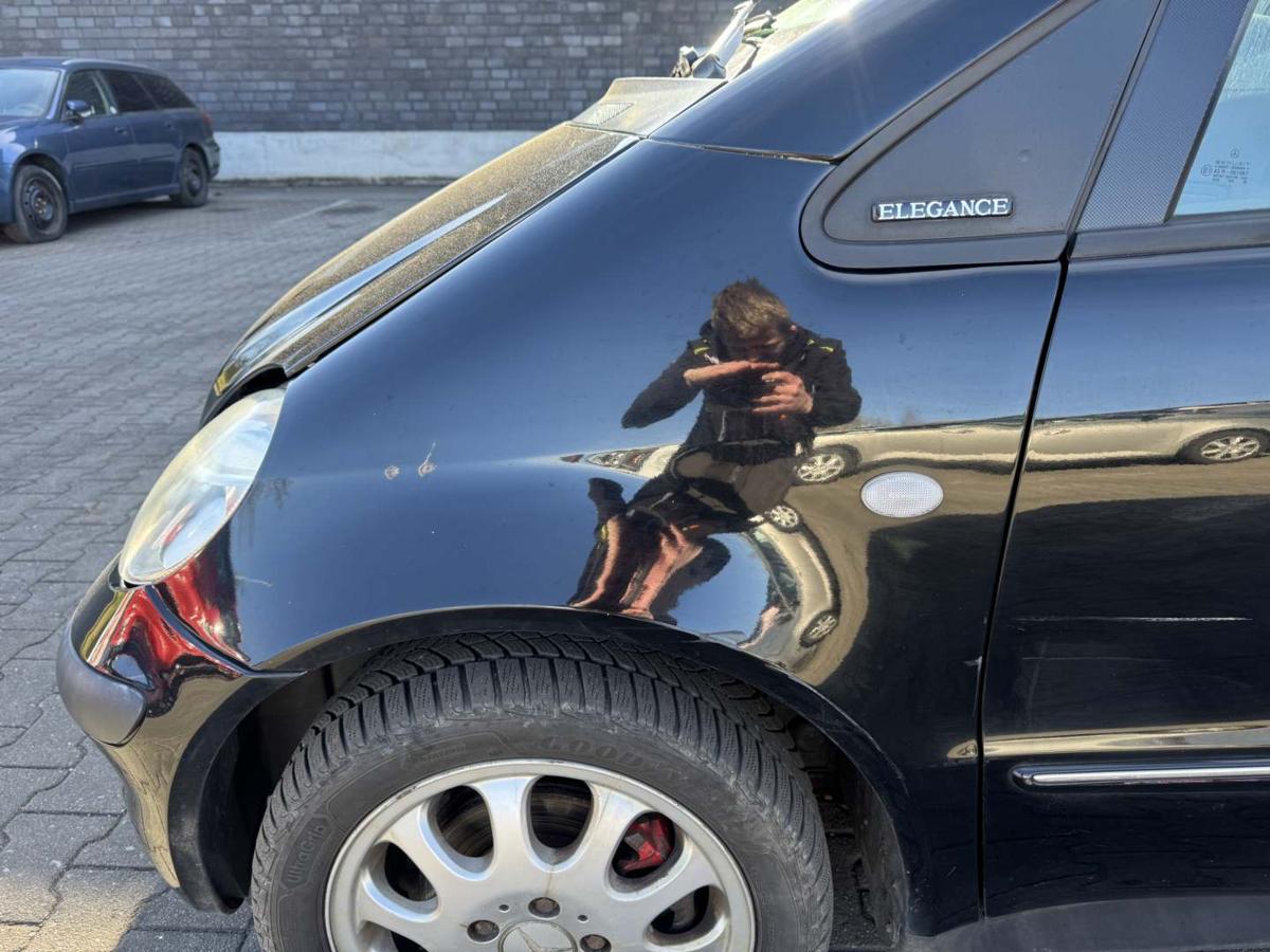 Mercedes A Klasse W169 original Kotfl&uuml;gel vorn links 696 Nachtschwarz Bj.2001